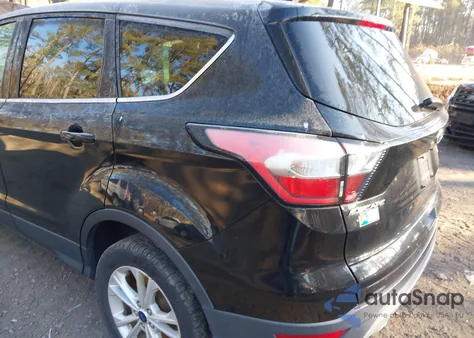 2017 Ford Escape Se z USA, uszkodzony, nr VIN 1FMCU9GD3HUD91756